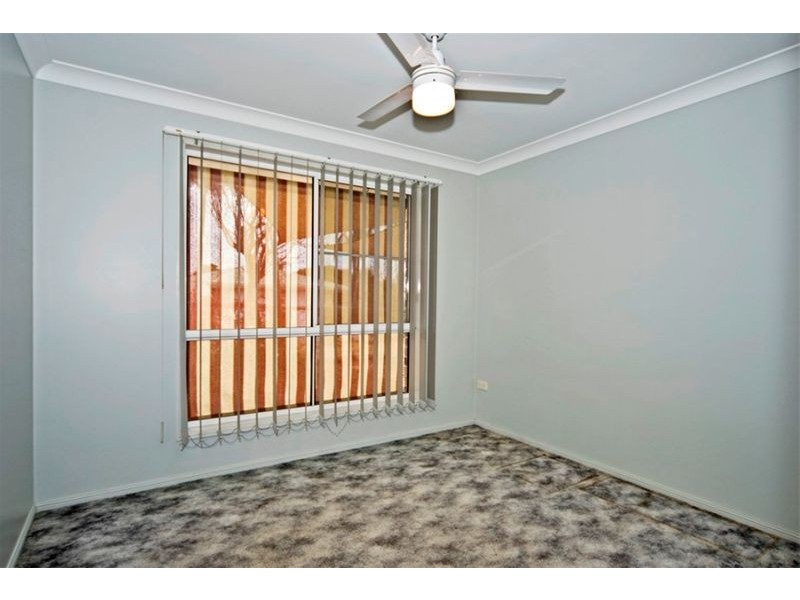 8 Cooper Road, Glenvale QLD 4350