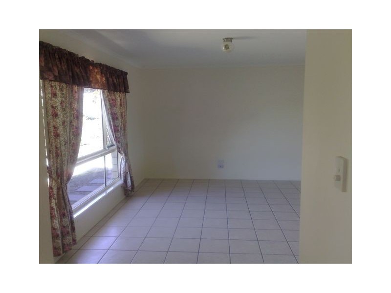 15 William Street, Meringandan QLD 4352
