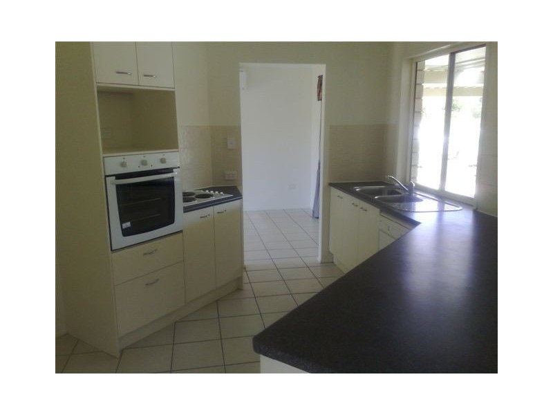 15 William Street, Meringandan QLD 4352