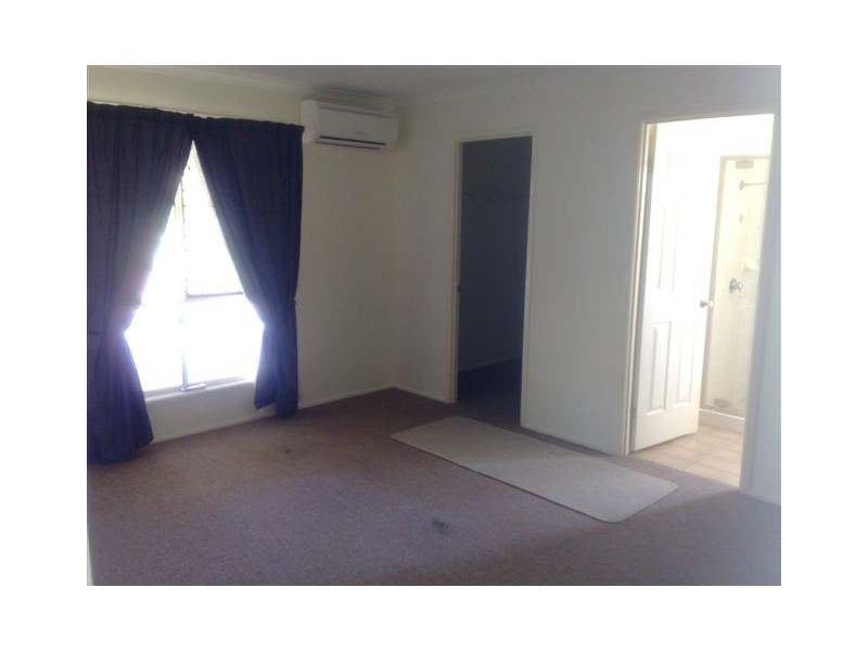 15 William Street, Meringandan QLD 4352
