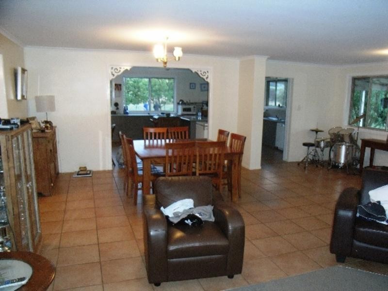 9617 New England Highway, Geham QLD 4352