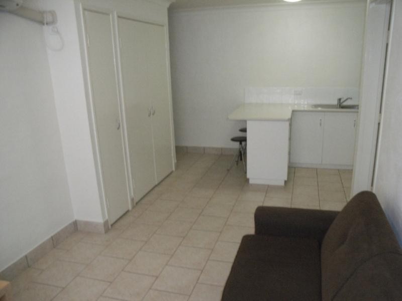 7/9 Uniplaza Court, Kearneys Spring QLD 4350