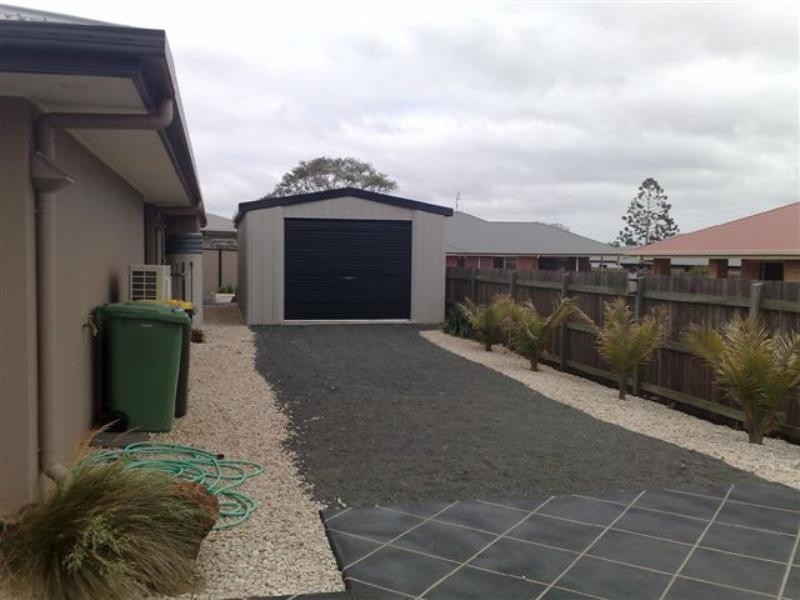 11 Kestrel Drive, Highfields QLD 4352