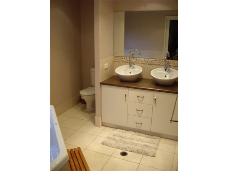 20 Kookaburra, Meringandan QLD 4352