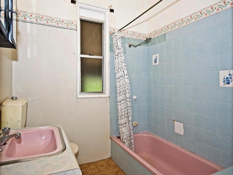 25 Thomas Street, Meringandan West QLD 4352