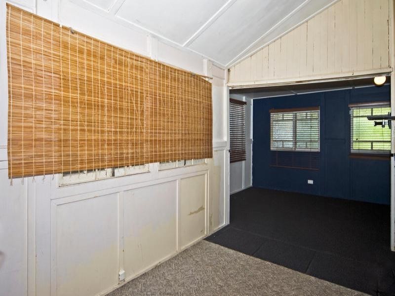 25 Thomas Street, Meringandan West QLD 4352