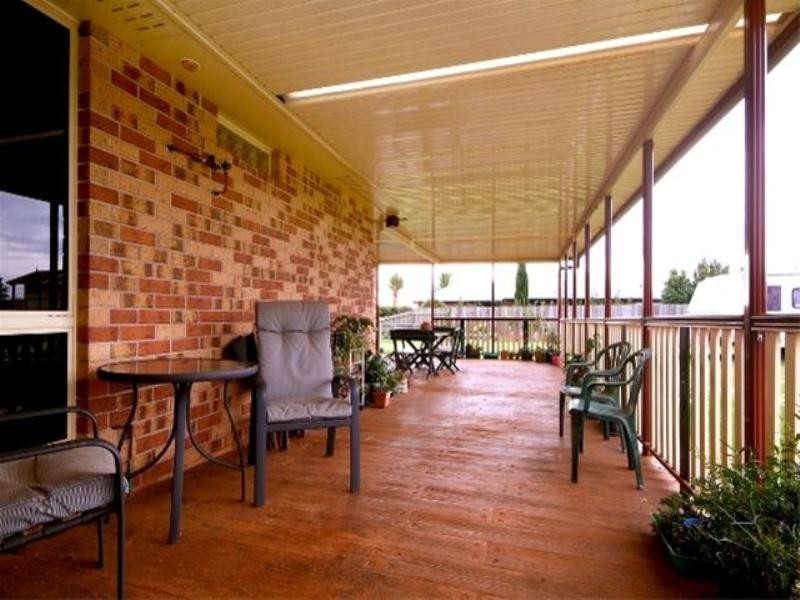 6 Lynne Court, Highfields QLD 4352