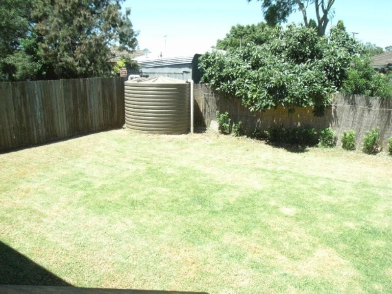 229 New England Highway, Harlaxton QLD 4350