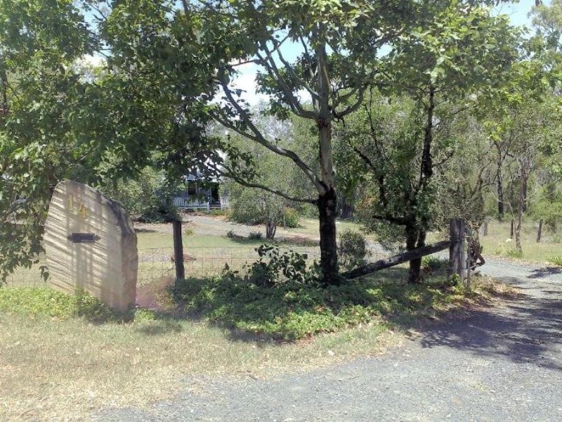 14 Phalaris Court, Meringandan QLD 4352