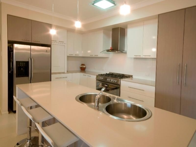 17 Nioka Drive, Highfields QLD 4352