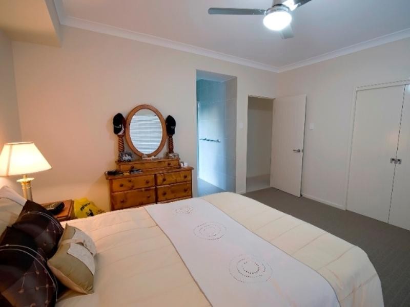 17 Nioka Drive, Highfields QLD 4352