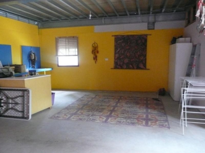 18 Clive Crescent, Withcott QLD 4352