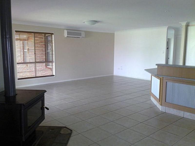 10 Cole Drive, Highfields QLD 4352