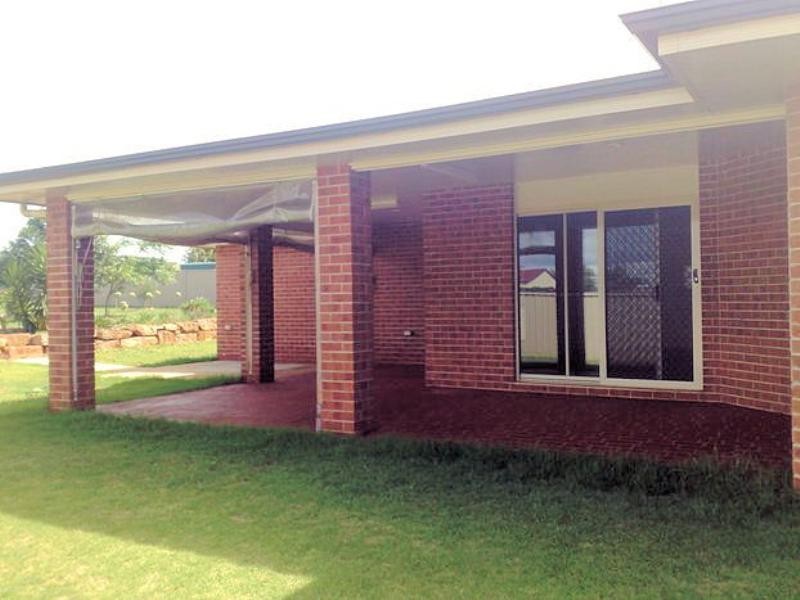 10 Cole Drive, Highfields QLD 4352