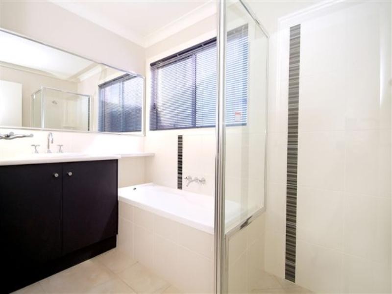 1/27 Highgrove Drive, Highfields QLD 4352