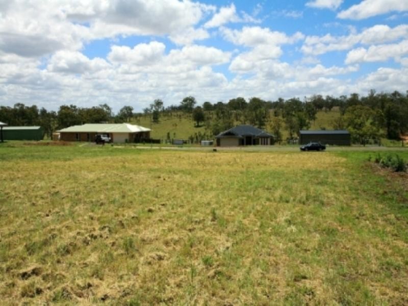 3 Petria Court, Meringandan QLD 4352