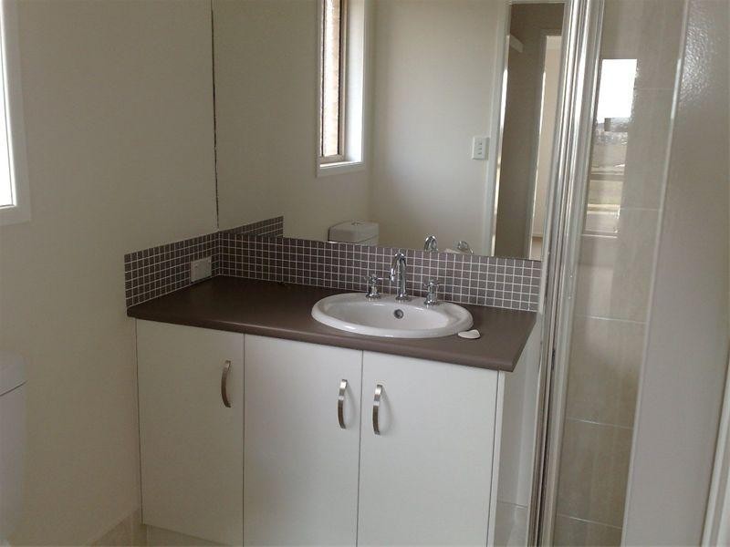 3 Camborne Street, Highfields QLD 4352