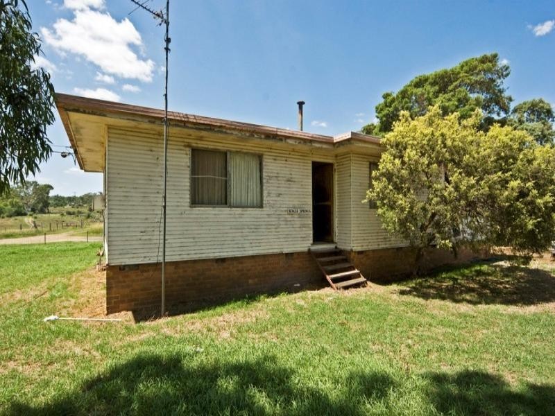 190 Willis Road, Meringandan West QLD 4352
