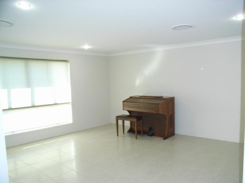 14 Petria Court, Meringandan QLD 4352