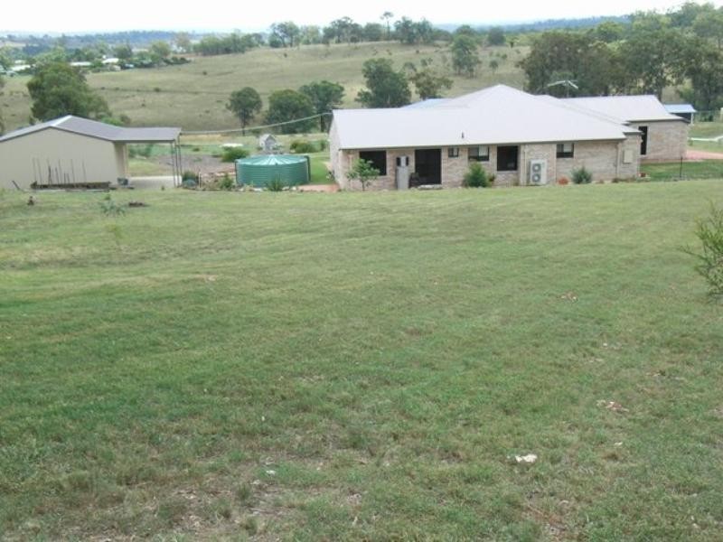 14 Petria Court, Meringandan QLD 4352