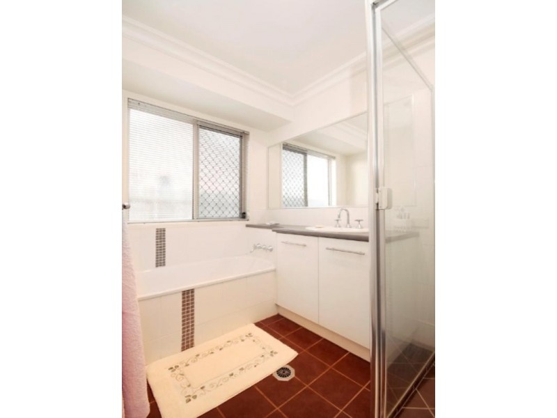 4 Dwyer Street, Toowoomba QLD 4350