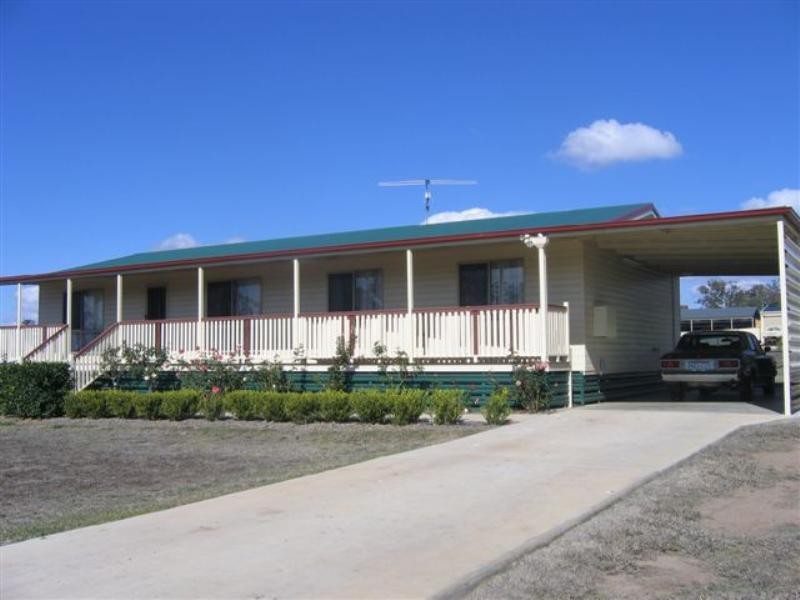 32 Highland Park Road, Meringandan West QLD 4352