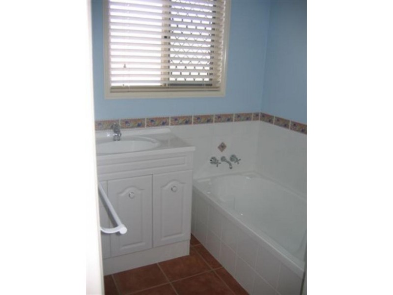 32 Highland Park Road, Meringandan West QLD 4352