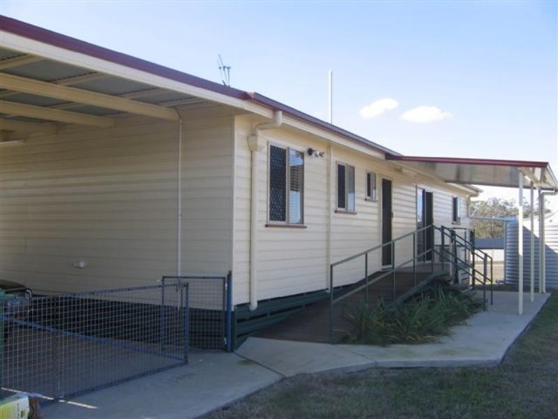 32 Highland Park Road, Meringandan West QLD 4352