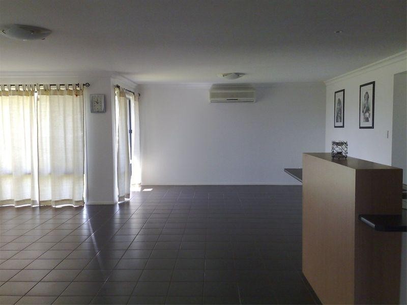 1 Garvan Court, Highfields QLD 4352