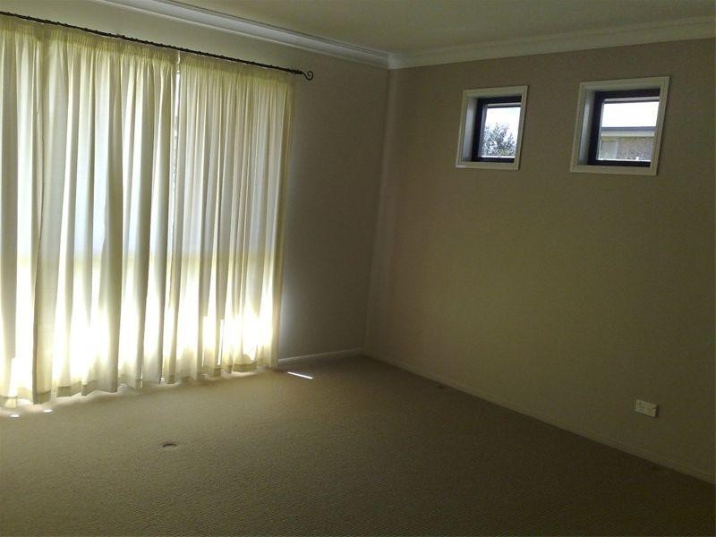 1 Garvan Court, Highfields QLD 4352