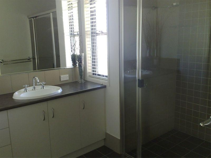 1 Garvan Court, Highfields QLD 4352