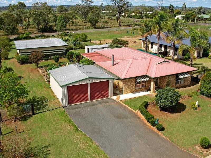 7 Highland Park Road, Meringandan QLD 4352