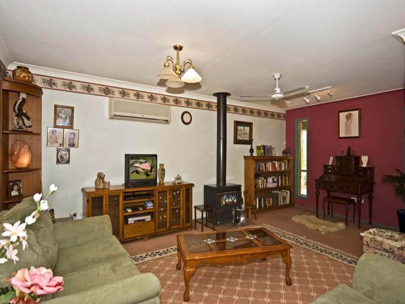 7 Highland Park Road, Meringandan QLD 4352