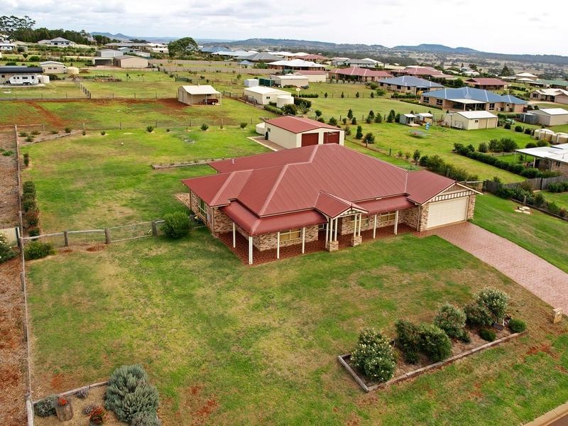 57 Palmer Drive, Highfields QLD 4352