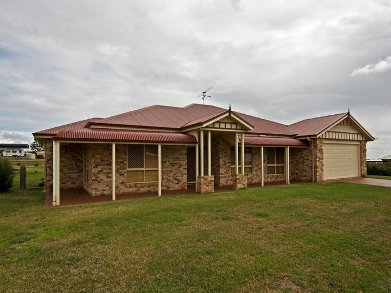57 Palmer Drive, Highfields QLD 4352