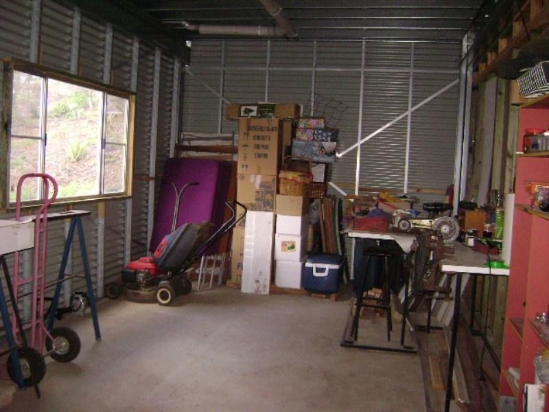 18 Clive Crescent, Withcott QLD 4352