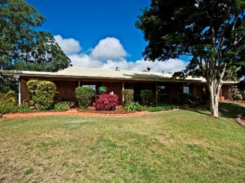 19 Blue Meadow Court, Blue Mountain Heights QLD 4350