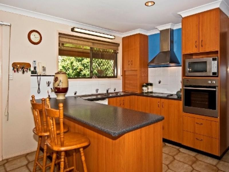 19 Blue Meadow Court, Blue Mountain Heights QLD 4350