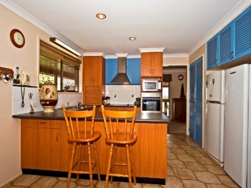 19 Blue Meadow Court, Blue Mountain Heights QLD 4350