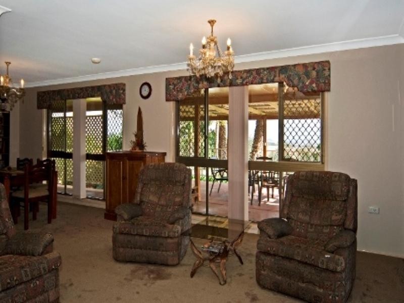 19 Blue Meadow Court, Blue Mountain Heights QLD 4350