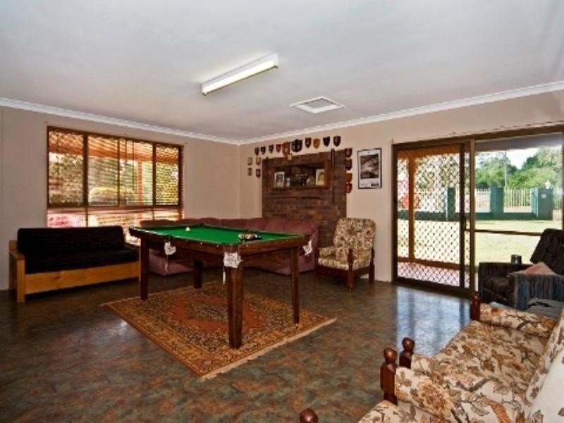 19 Blue Meadow Court, Blue Mountain Heights QLD 4350