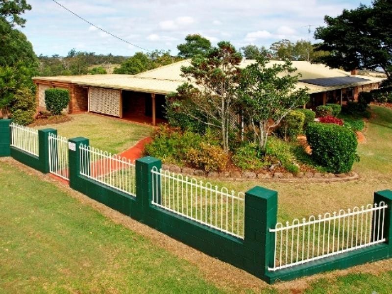 19 Blue Meadow Court, Blue Mountain Heights QLD 4350