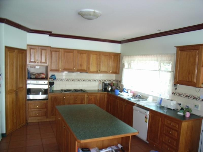 25 Granada Drive, Highfields QLD 4352