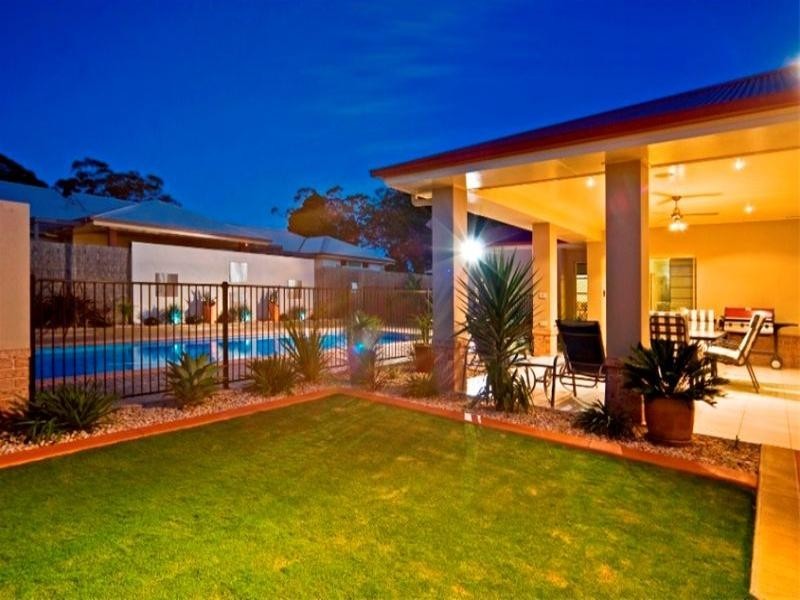 25 Nioka Drive, Highfields QLD 4352