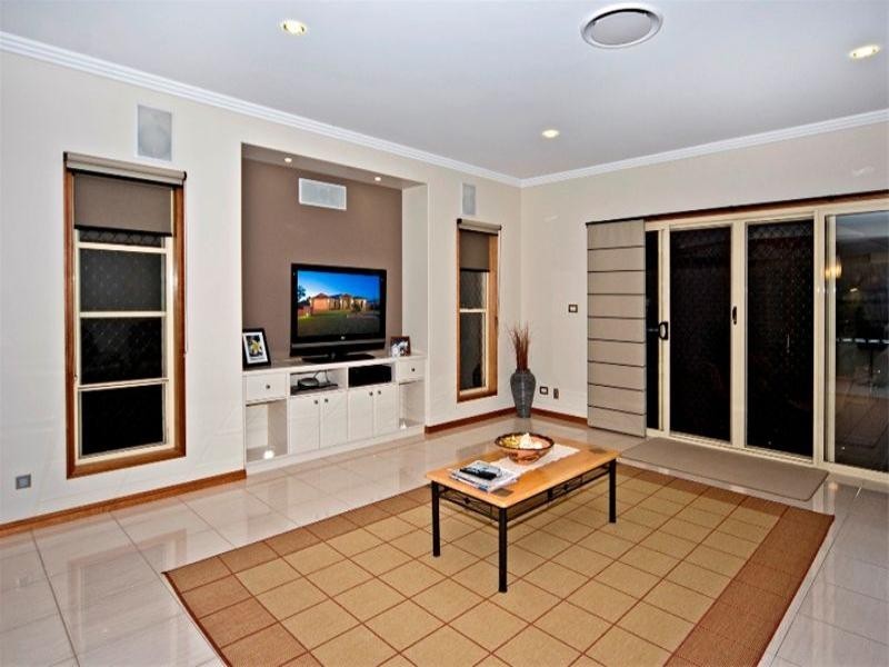 25 Nioka Drive, Highfields QLD 4352