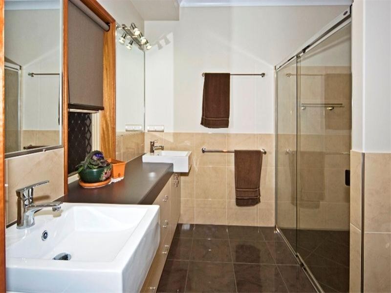 25 Nioka Drive, Highfields QLD 4352