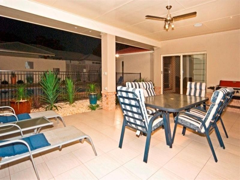 25 Nioka Drive, Highfields QLD 4352