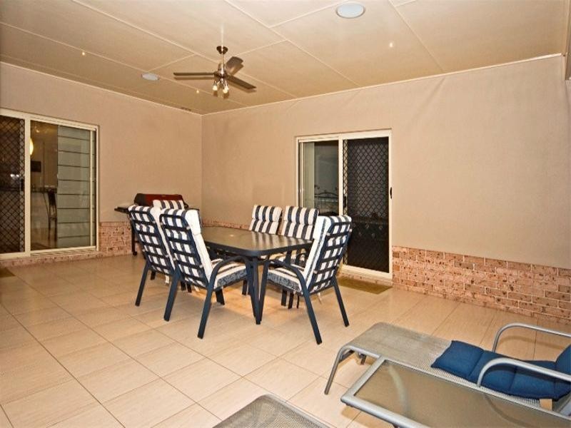 25 Nioka Drive, Highfields QLD 4352