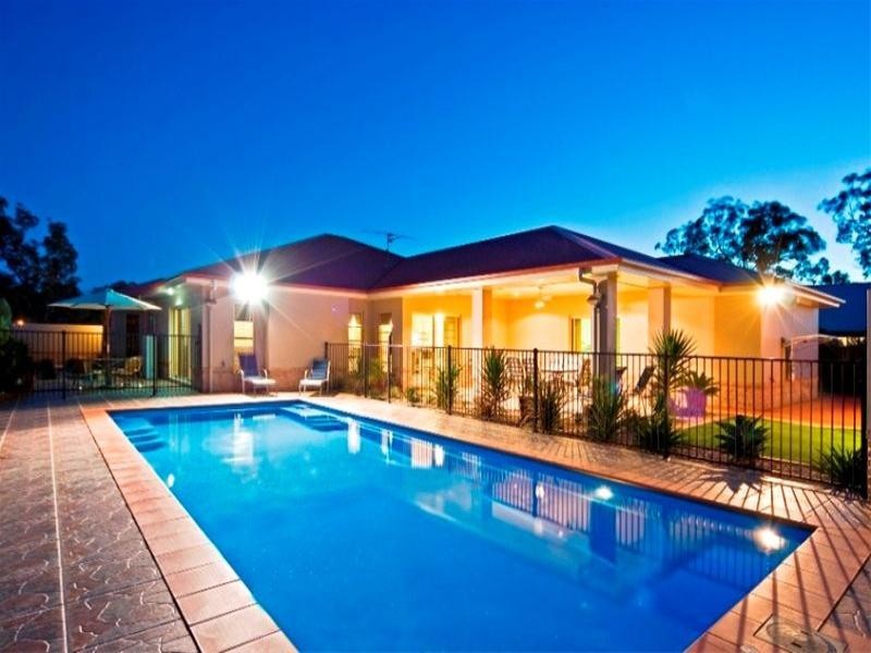 25 Nioka Drive, Highfields QLD 4352