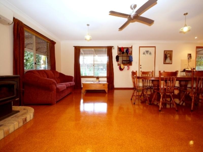 10 Lorikeet Street, Highfields QLD 4352